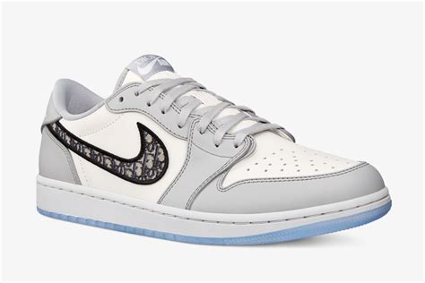 jordan 1 dior comprar|jordan 1 Dior low price.